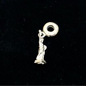 Authentic Pandora New York Statue of Liberty Dangle Charm